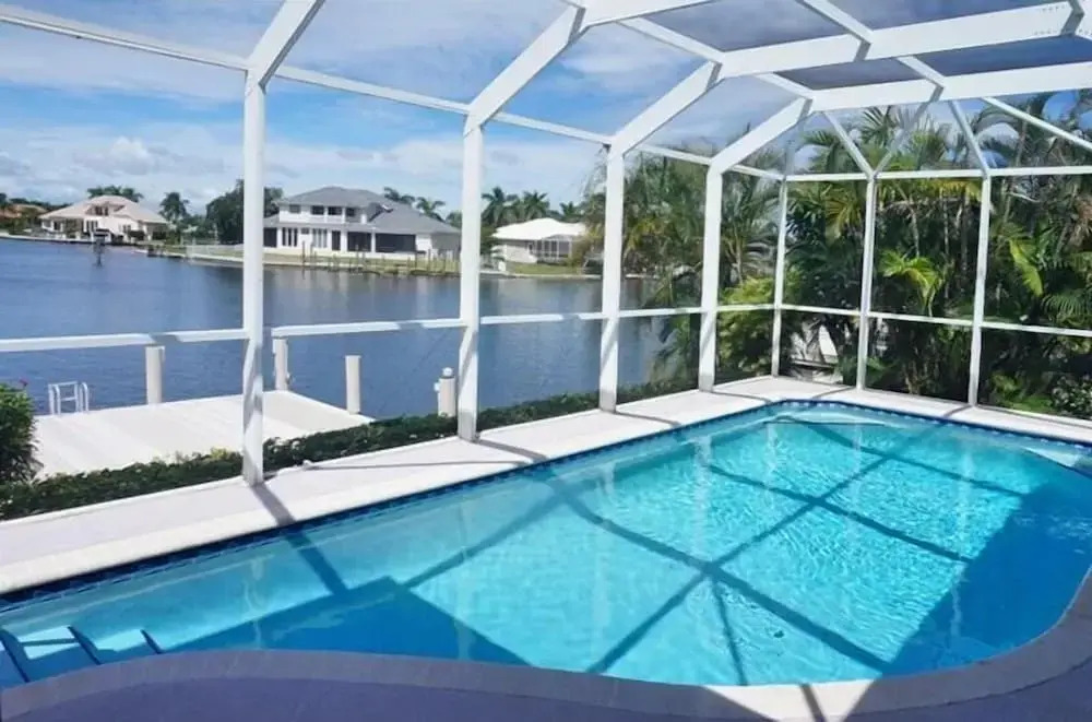 TO1120 4 Bedroom Holiday Home by Marco Naples Vacation Homes