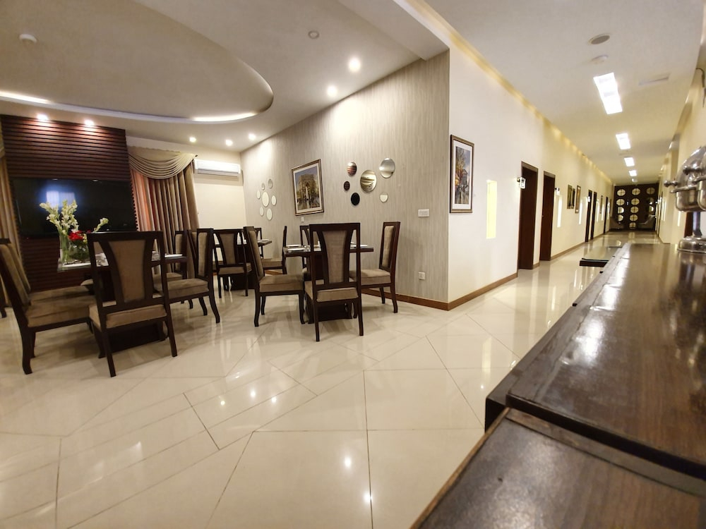 S Chalet Multan