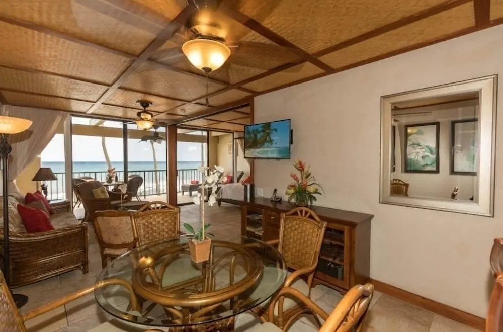 Kona Bali Kai 214 Oceanfront 2 Bedroom Condo by RedAwning