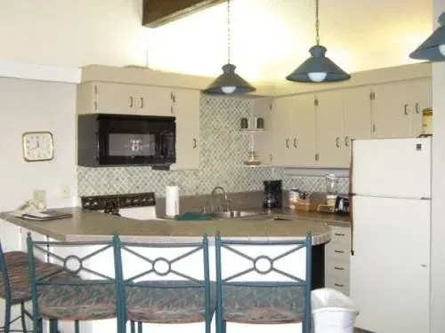 Kandahar Condominiums