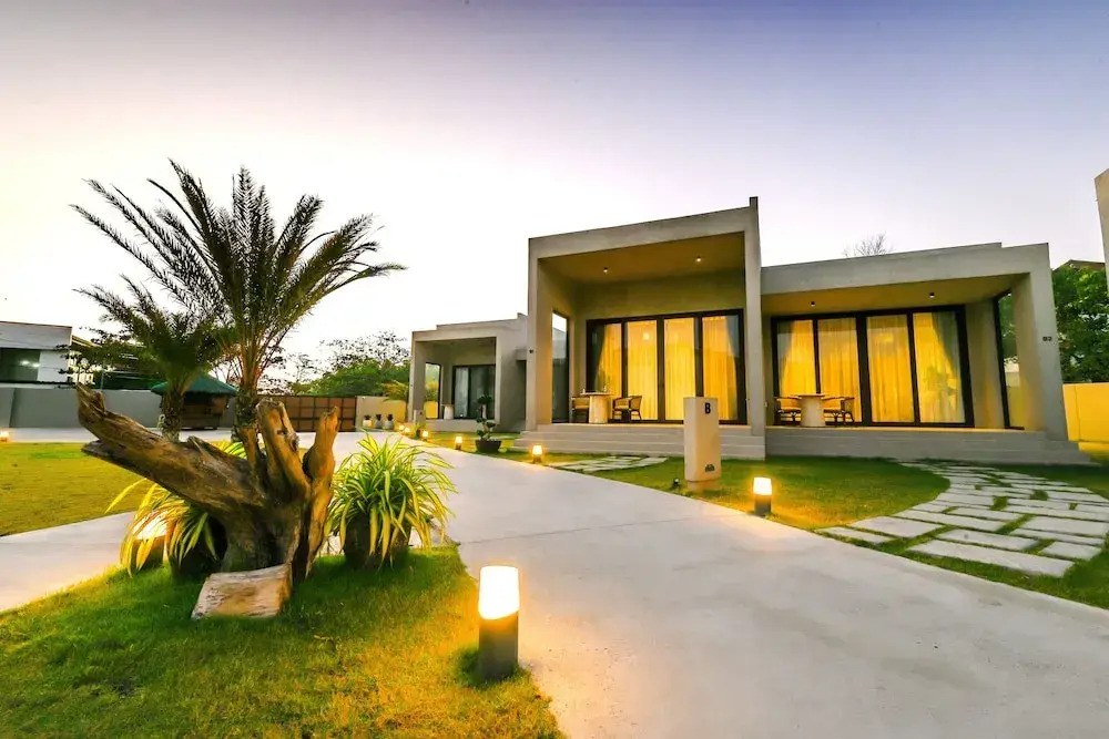 TANA Beach Villas