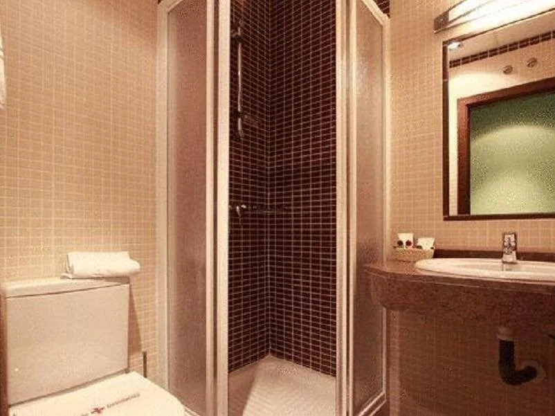 Hostal Avenida Barajas