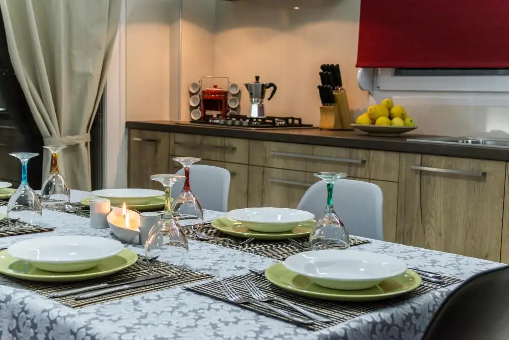 180° View Luxury Flat