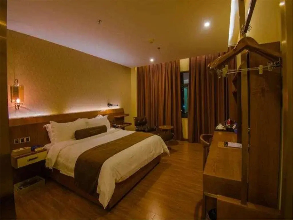 James Joyce Hotel Qingyuan City Hall