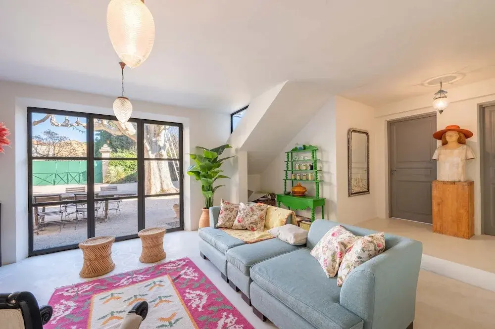 Villa Vilo Your Paradise in the Heart of Alpilles
