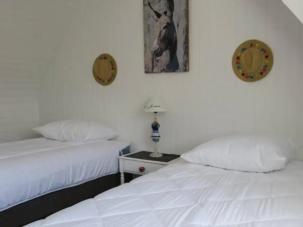 Maison de charme avec WIFI, jardin clos, véranda, à 350m du port à Perros-Guirec - FR-1-368-254