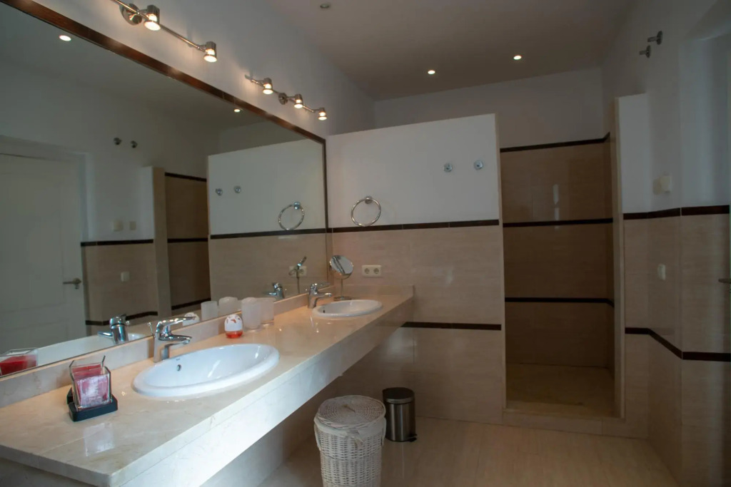 Villa Valentine - Luxury Private Mountain Oasis