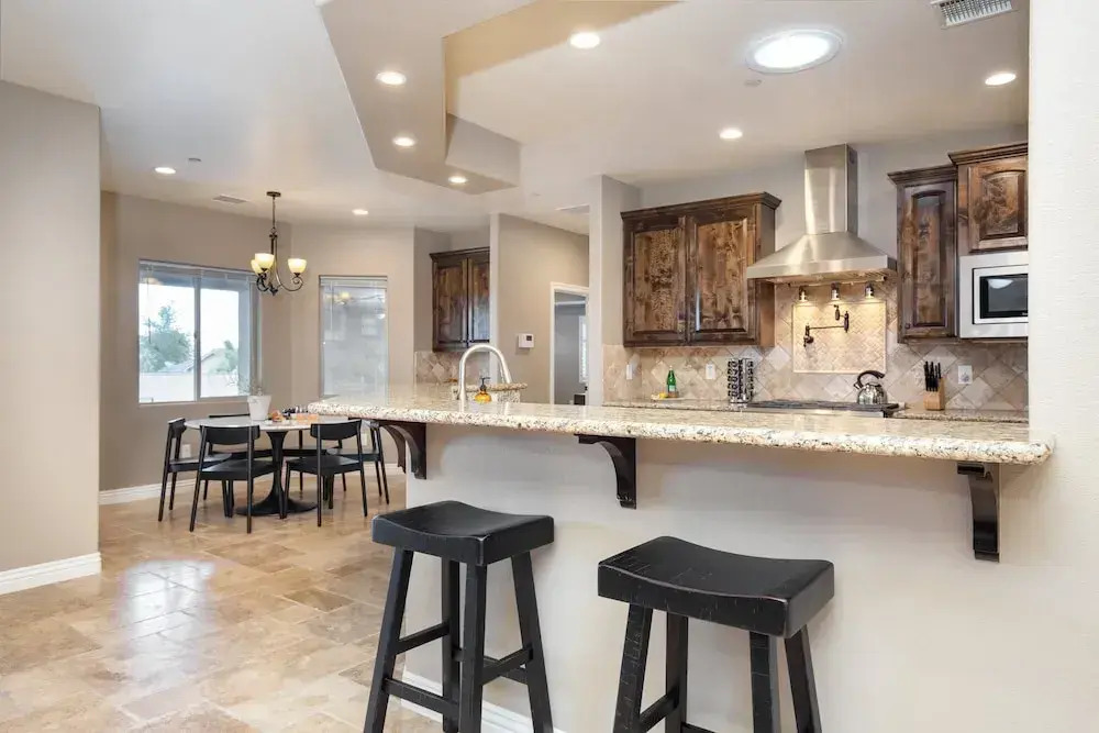Gambel by Avantstayjtree Escape w/ Entertainers Yard, & Firepit, 3000sf