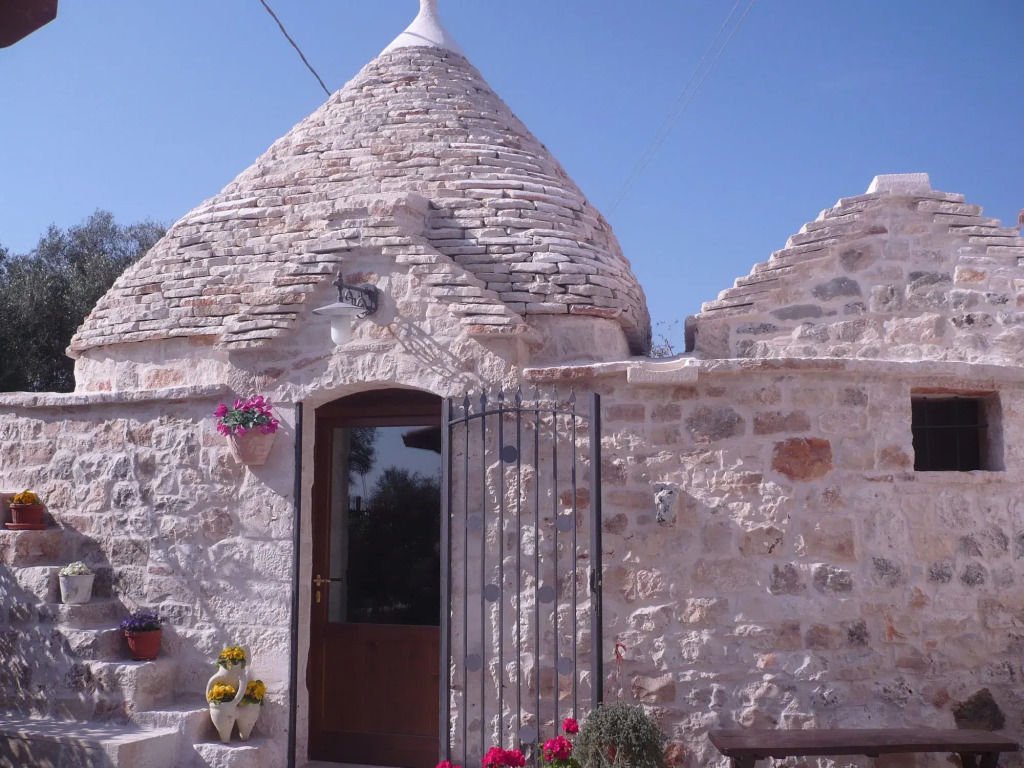 LIsola Felice e Trulli Sotto Le Stelle