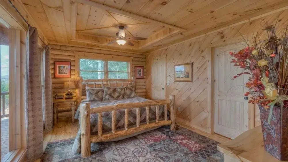 Cloud Top Cabin by Escape to Blue Ridge