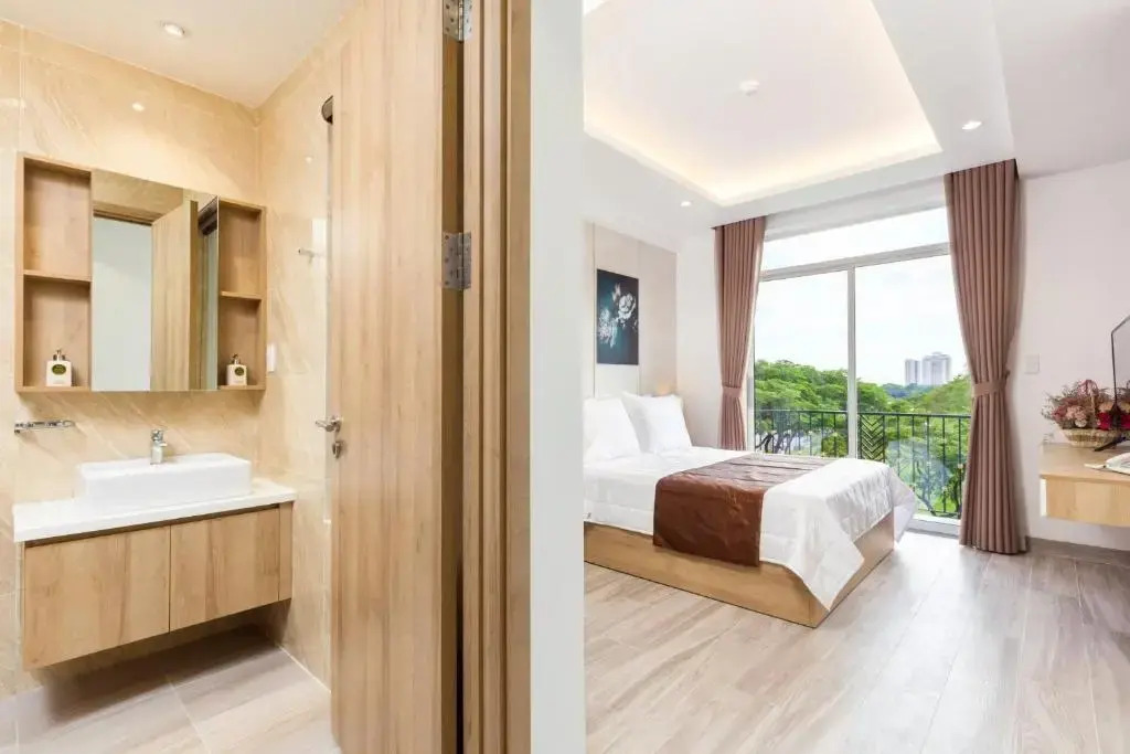 Saki Aparthotel