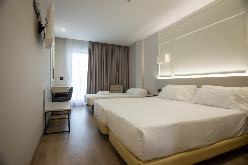 Playa de Foz Hotel & Spa by gaiarooms
