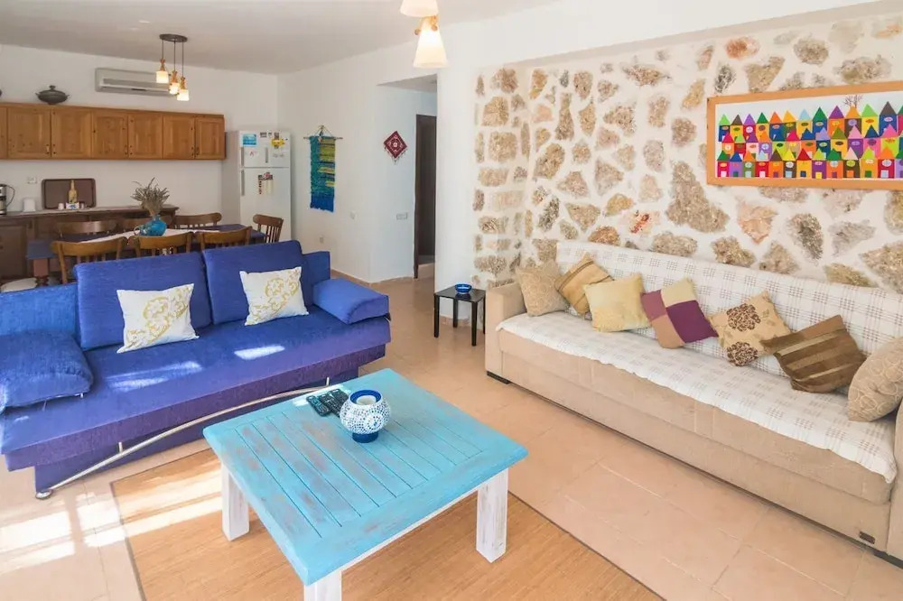 Korunaklı Villa Lavanta