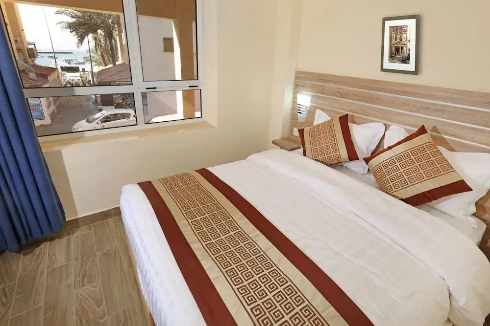 La Riva Hotel