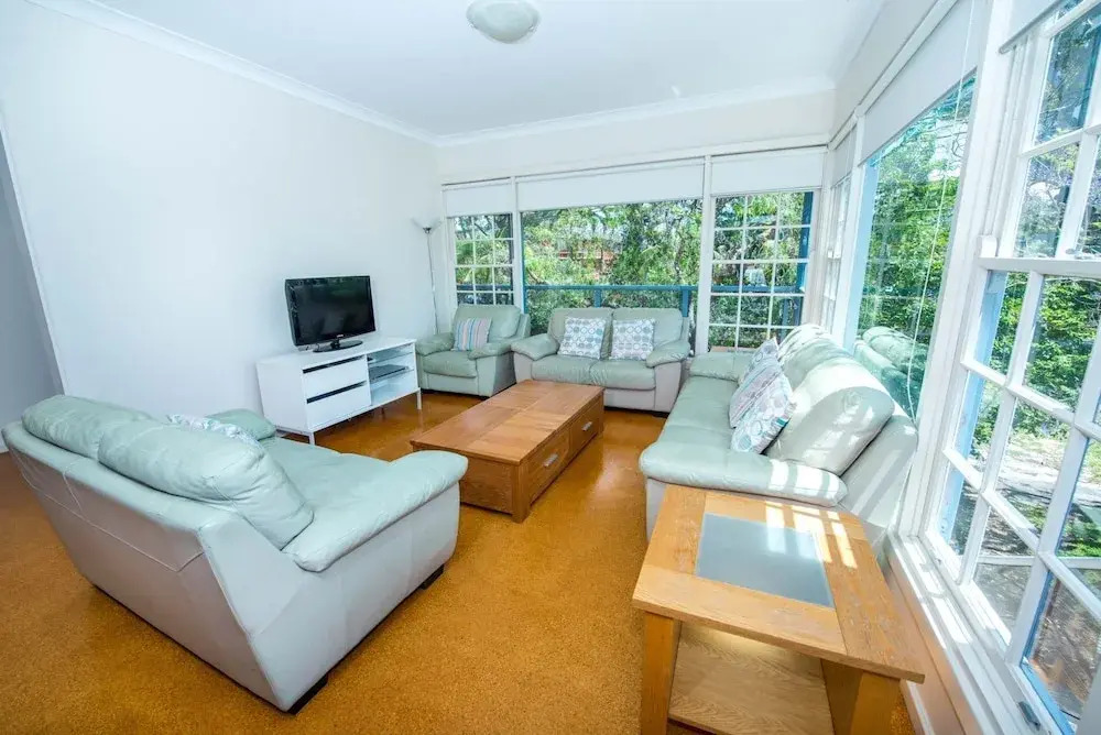 Shoal Bay Avenue Unit 7