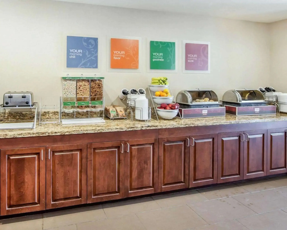 Comfort Suites Marietta-Parkersburg