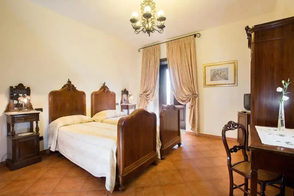 Castello di Altomonte