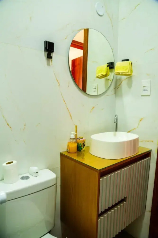 Casa com Lareira Wi-fi e Varanda com Vista