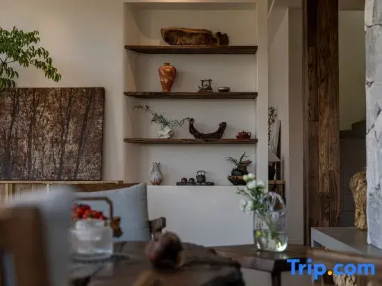 Lijiang In the Painting | Seasonal Flower Garden and Snow Mountain Scenic Resort Homestay