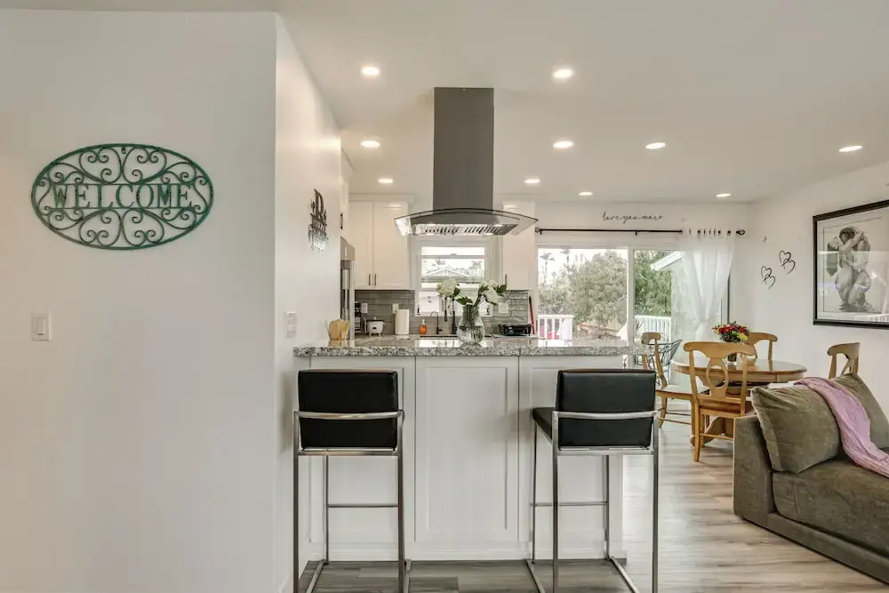 'breeze by the Marina' Chula Vista Getaway!