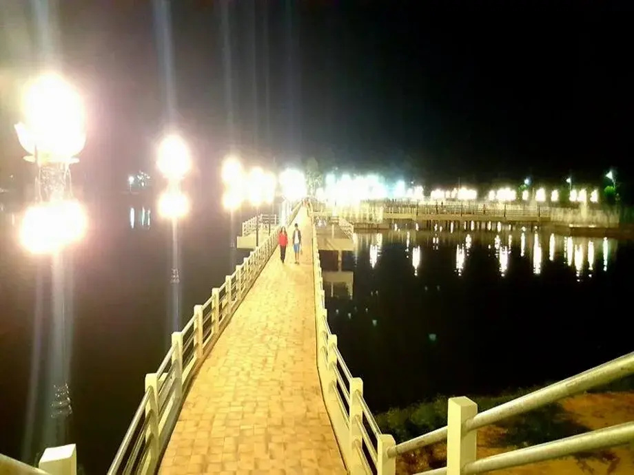 The Laguna Rest