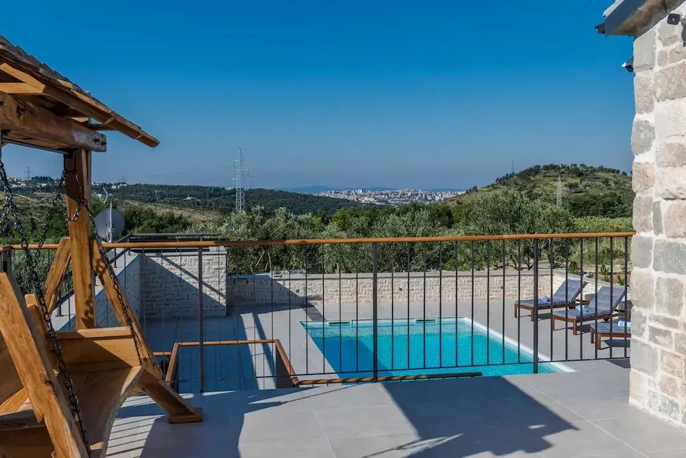 Villa Manda Korina - Three-Bedroom Villa with Private Pool