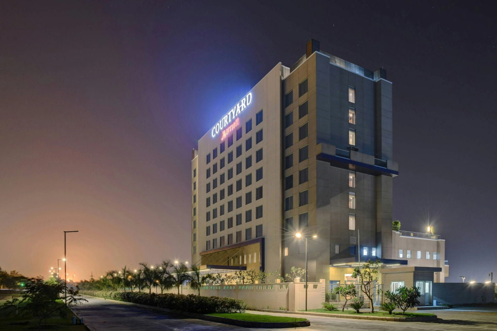 Courtyard by Marriott Surat