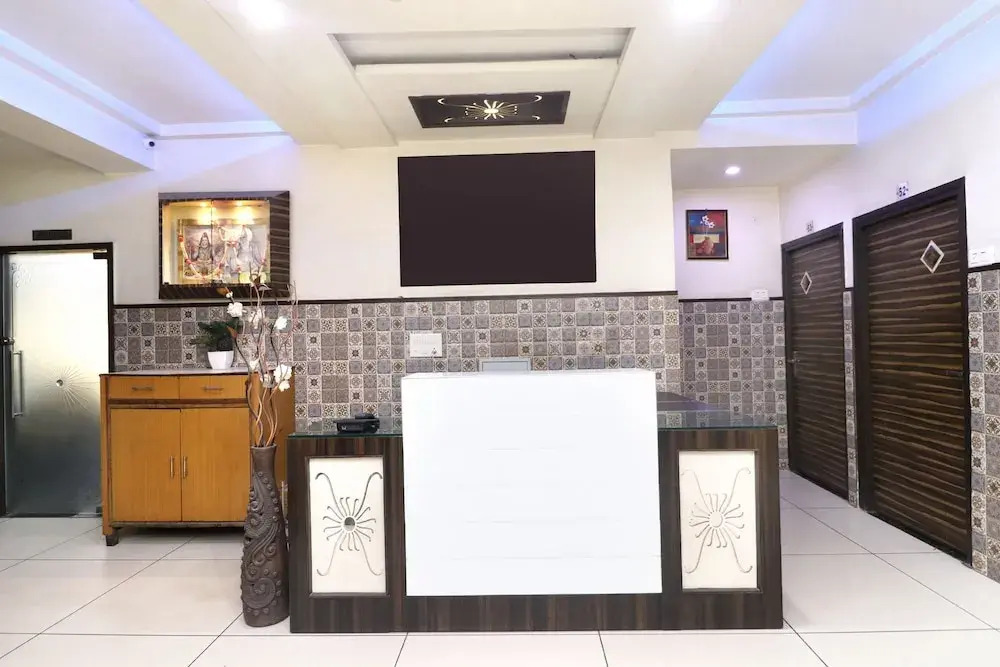 Hotel Batra