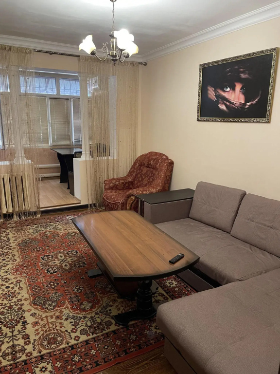 Четырёхместные апартаменты c 1 комнатой в Либерта