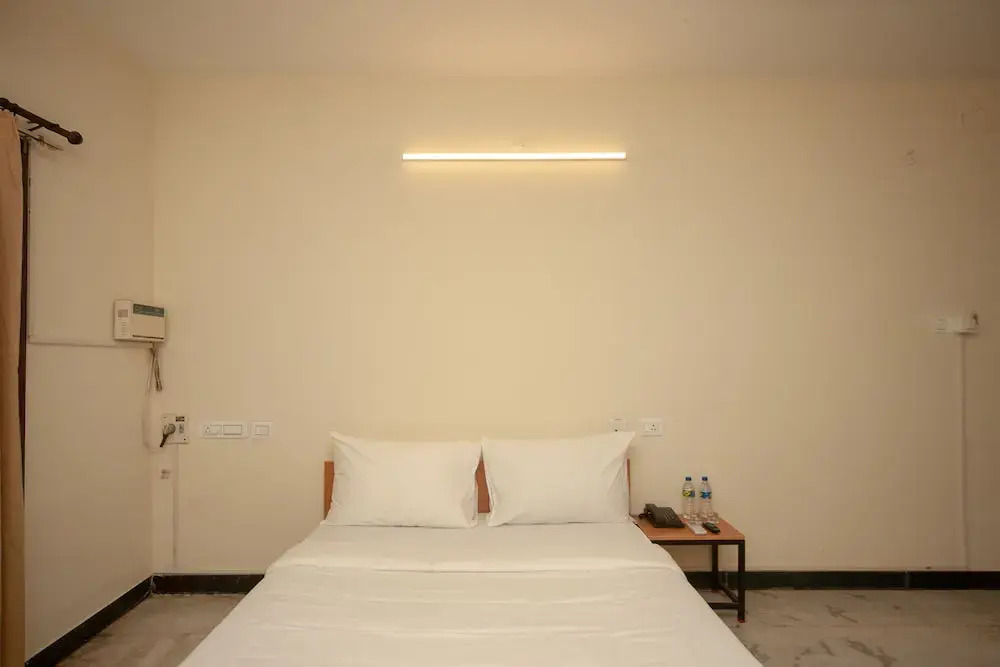 SilverKey Executive Stays 24150 Egmore