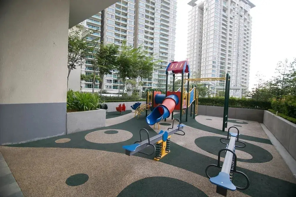 Spacious Suite Next to Nexus & Capri Bangsar South