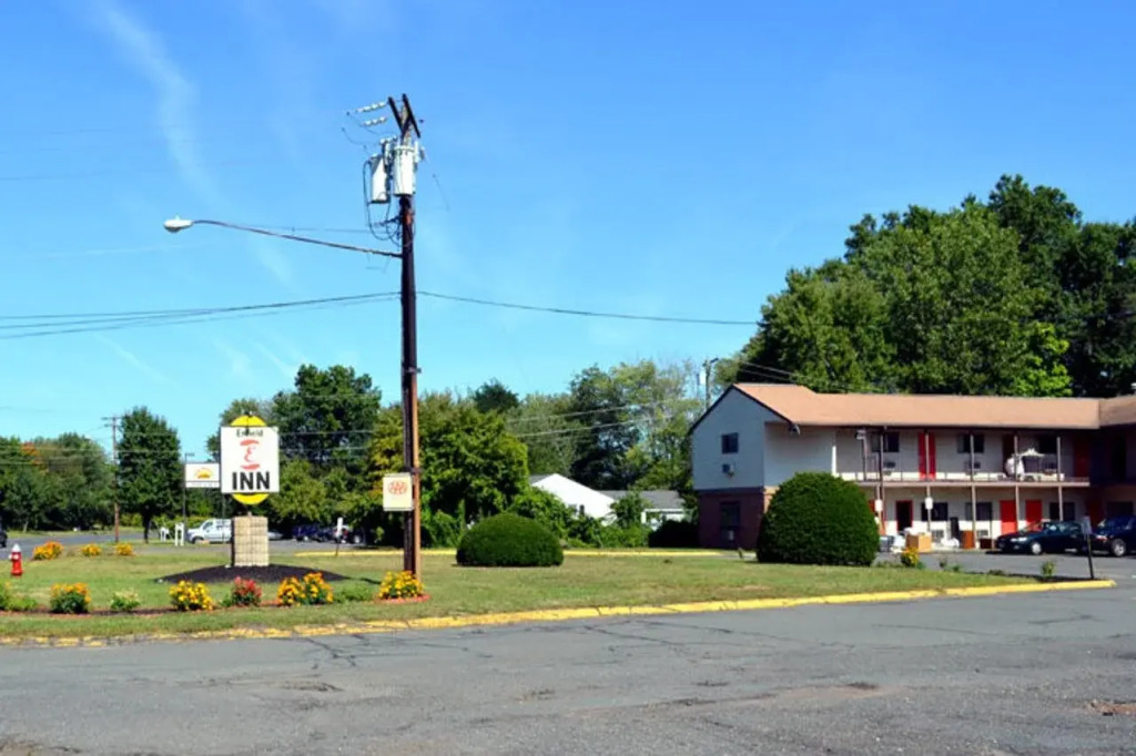 Enfield Inn