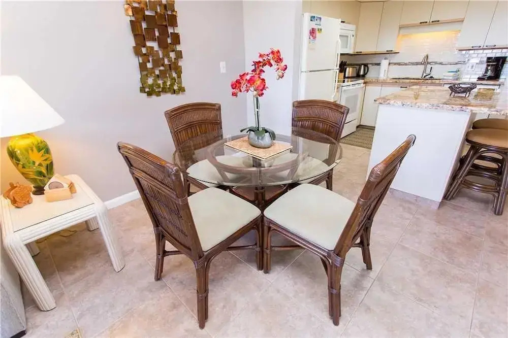 Maui Banyan H503 - One Bedroom Condo with Ocean View