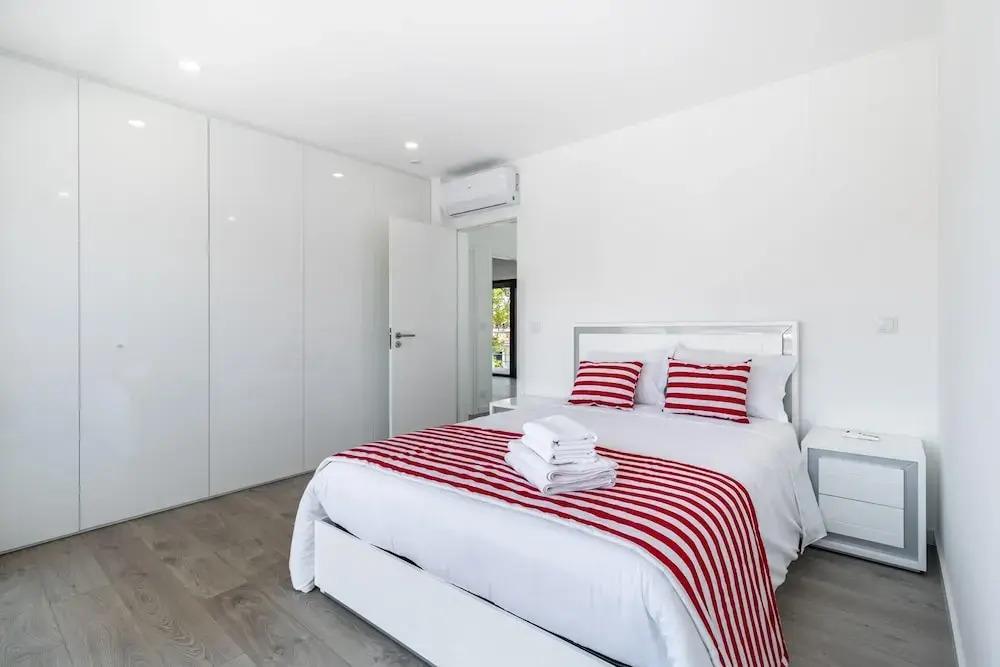 Villa With 4 Bedrooms in Nazaré, With Private Pool and Enclosed Garden - 4 km From the Beach