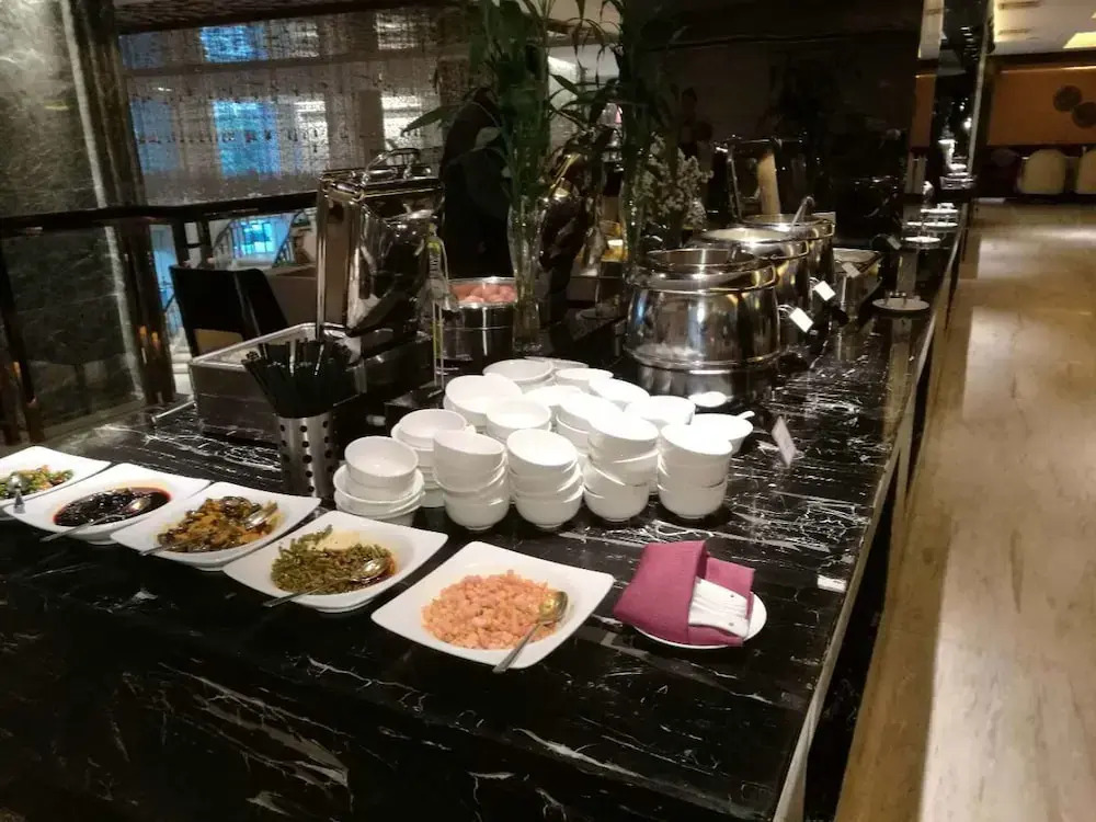 Tianyue Minshan Hotel