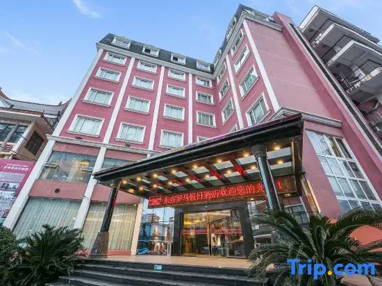 Oriental Roman Holiday Hotel