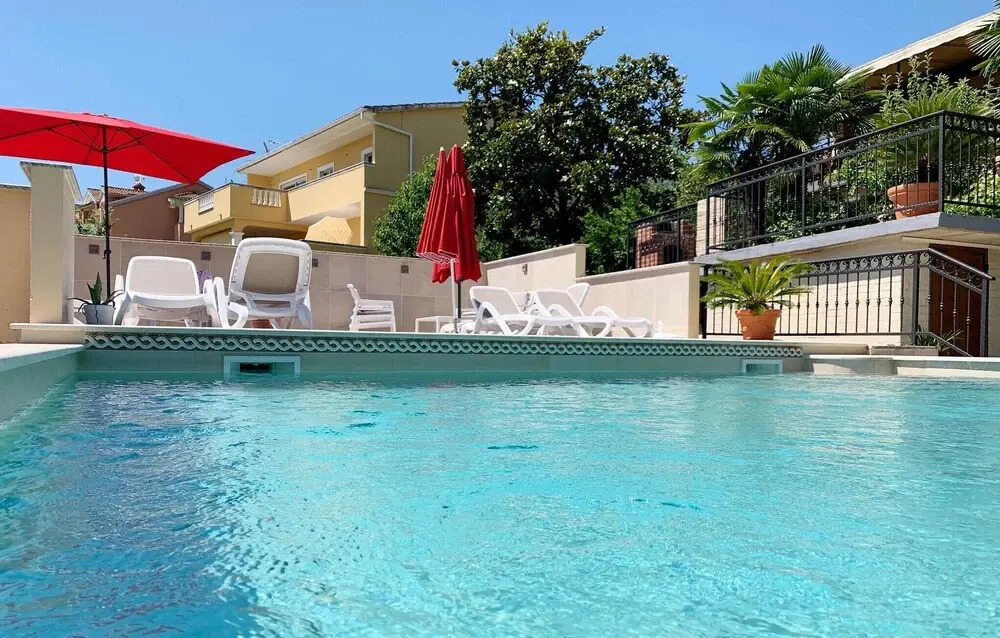 Awesome Home in Ika With Wifi and 2 Bedrooms