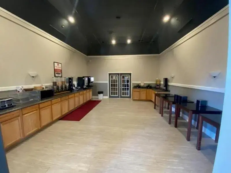Dominion Inn and Suites