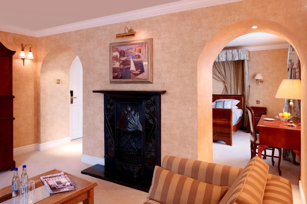 Marygreen Manor