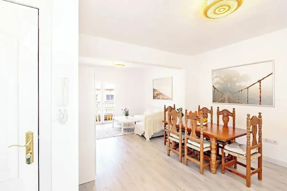 Light-flooded Loft in Santa Cruz