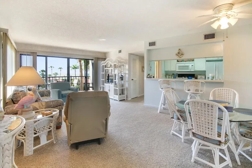 Land's End 307 Building 1 Gulf View / End Unit / 2 Balconies!