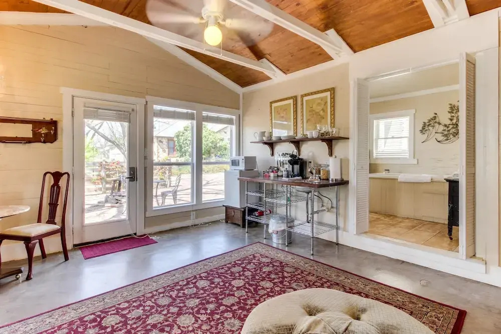 Cozy Retreat in Fredericksburg - Two Homes Perfect for Large Groups