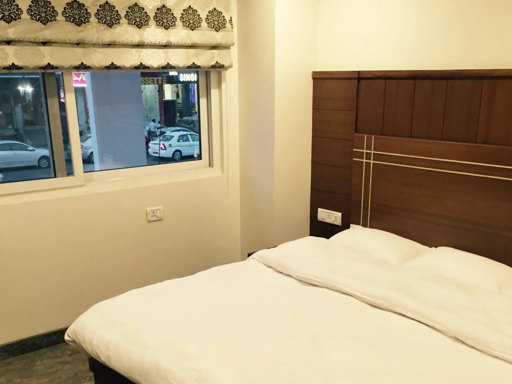 Hotel KK Casa Near New Delhi Railway Station & Connaught place