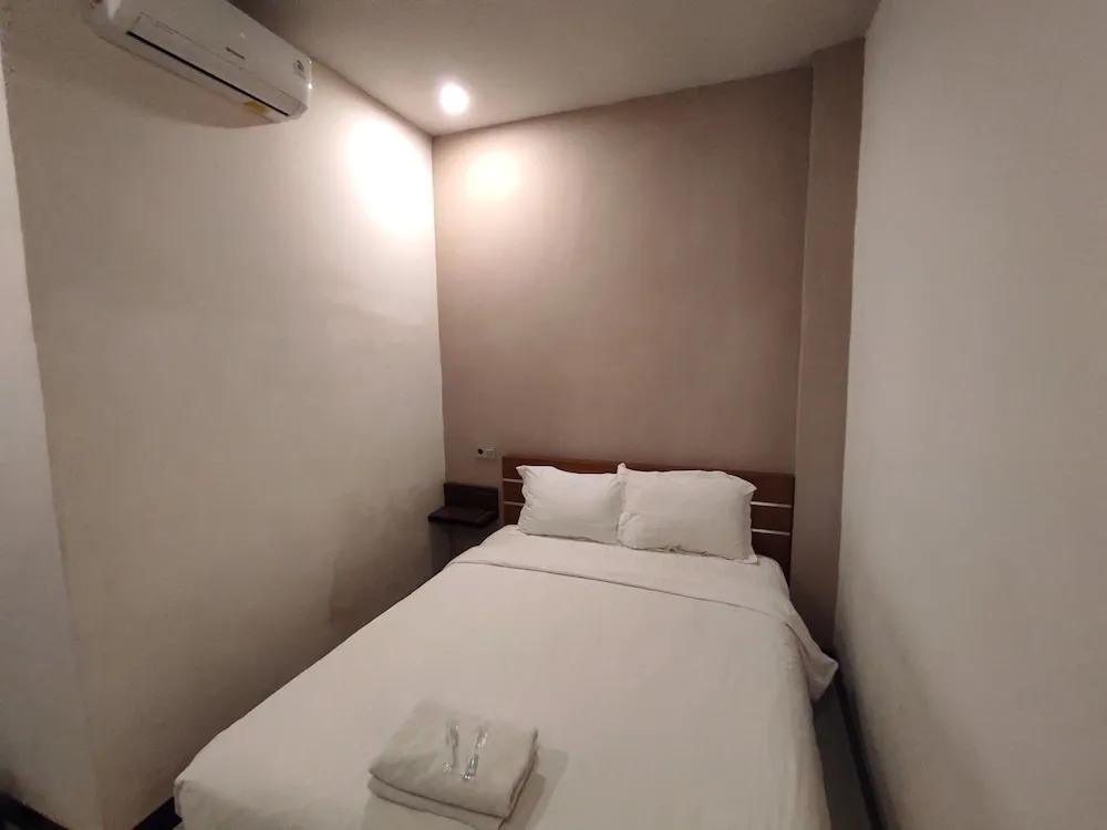 Hotel O Subur