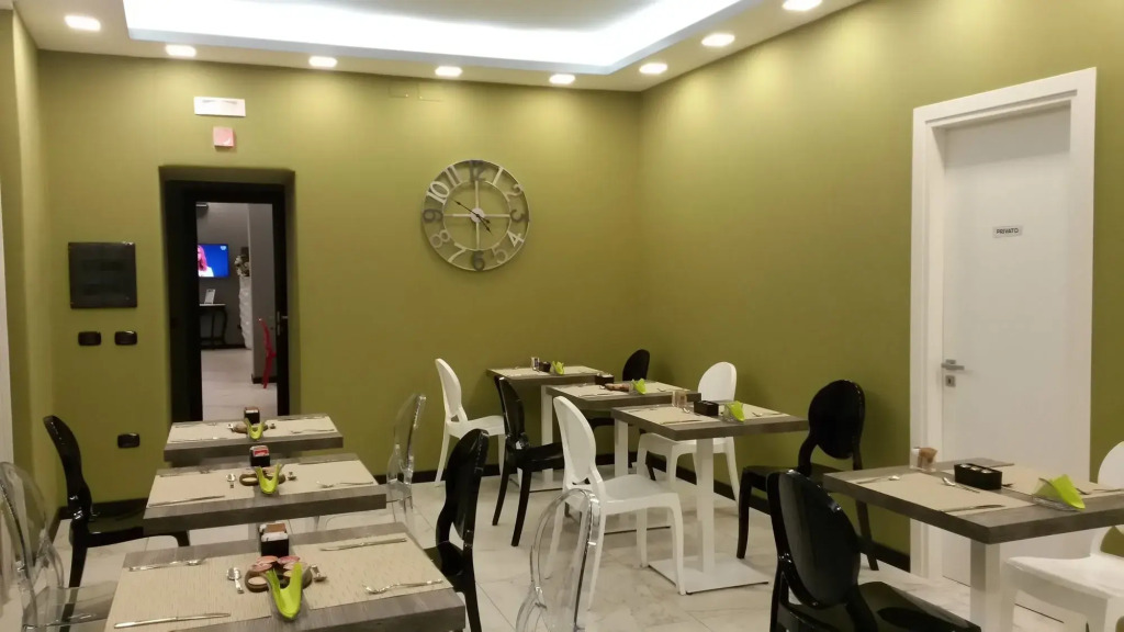 Sweet Central Hotel