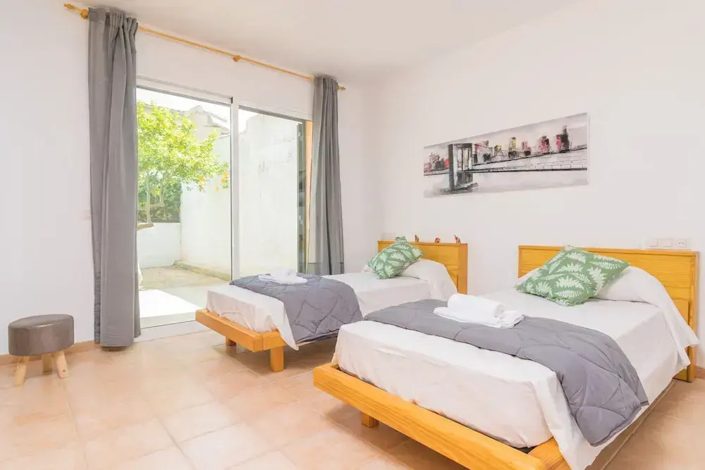 Goixa in Lloseta With 3 Bedrooms and 2 Bathrooms