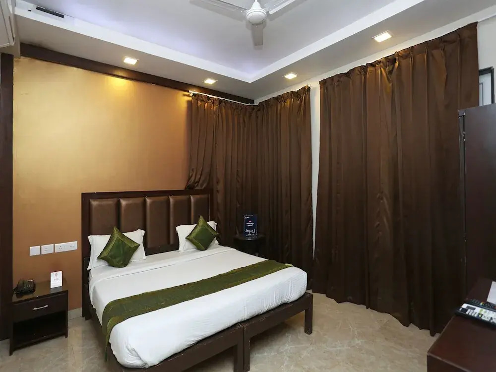 OYO 14330 Wow Homes