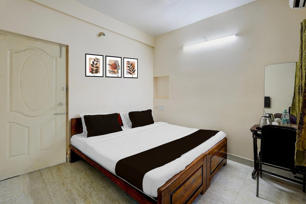 Townhouse Pallikarani Formerly Sankrish