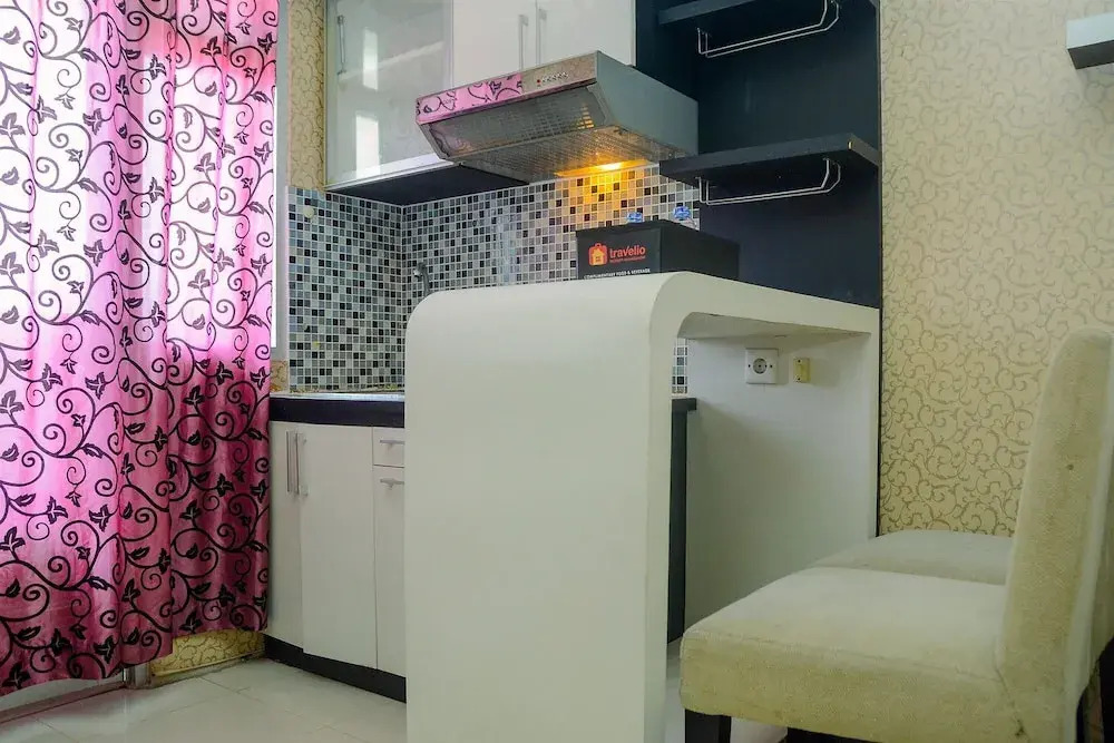 Cozy Studio Apartment at Grand Emerald Gading Nias Residences