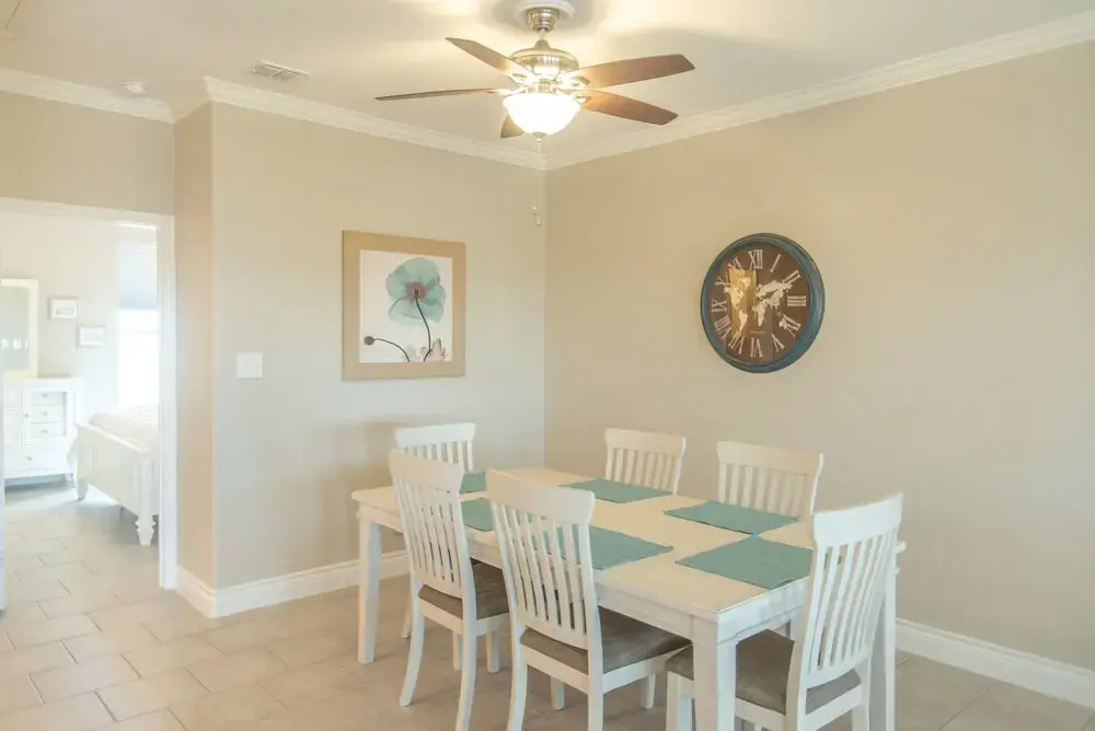 Easy Breezy 3 Bedroom Townhouse
